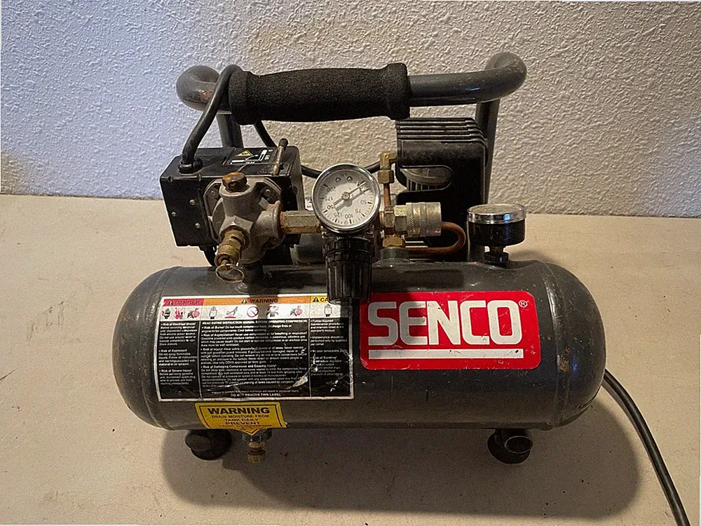 SENCO PC1010 1/2 HP 1 Gal Oil‑Free Hand‑Carry Compressor G3
